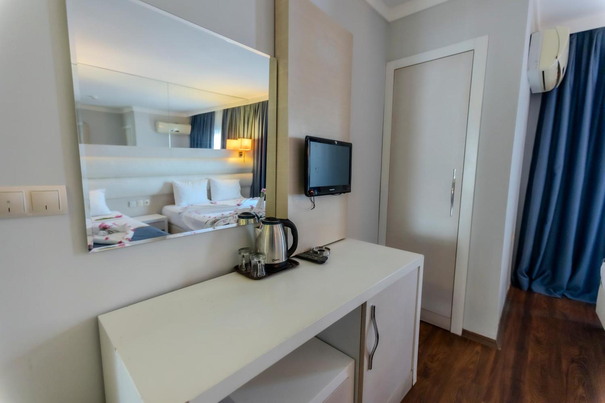Gold Butik Otel Мармарис Экстерьер фото